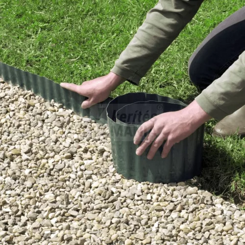 GREEN BORDER 15 gyepszegély 9 m  zöld 0,15 x 9,0