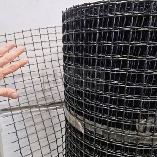 Kerti térelválasztó műanyag négyszögletes rács 20 x 20 mm 1m x 25m fekete