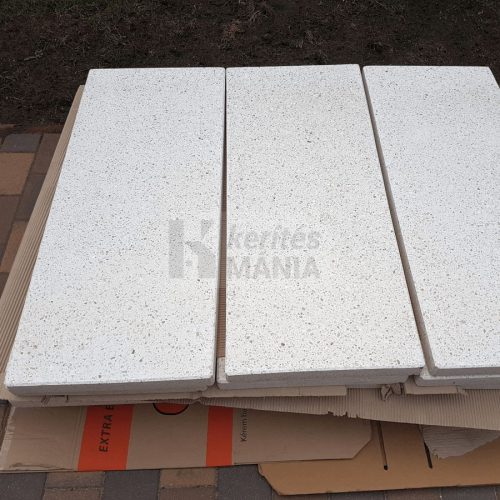 Műkő kerítés fedlap 3 cm vastag, lapos, vízorral 20 cm széles fehér