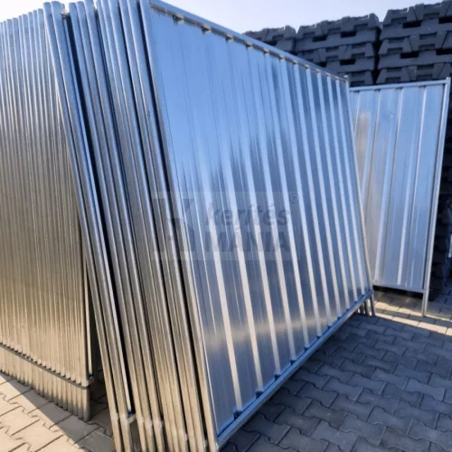 Zárt mobilkerítés lemezes kitöltéssel 2000 mm x 2350 mm