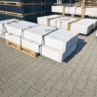 Beton lábazati elem 